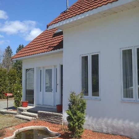 La Maison Du Village, Spa Shawinigan Dış mekan fotoğraf