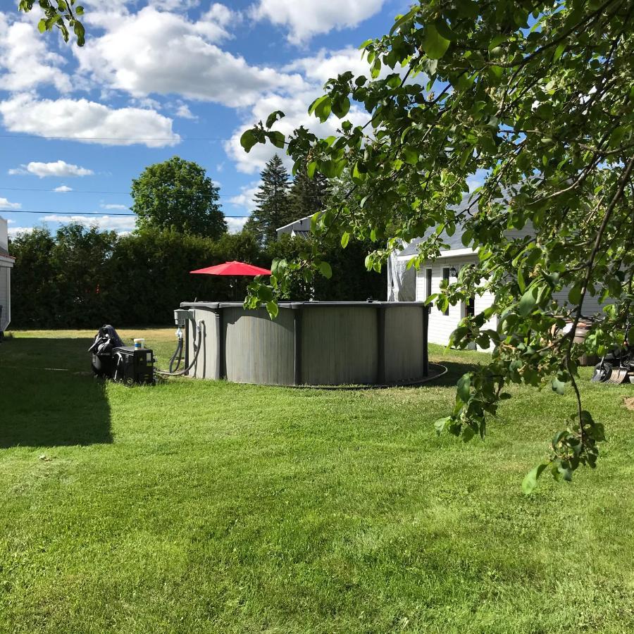 La Maison Du Village, Spa Shawinigan Dış mekan fotoğraf