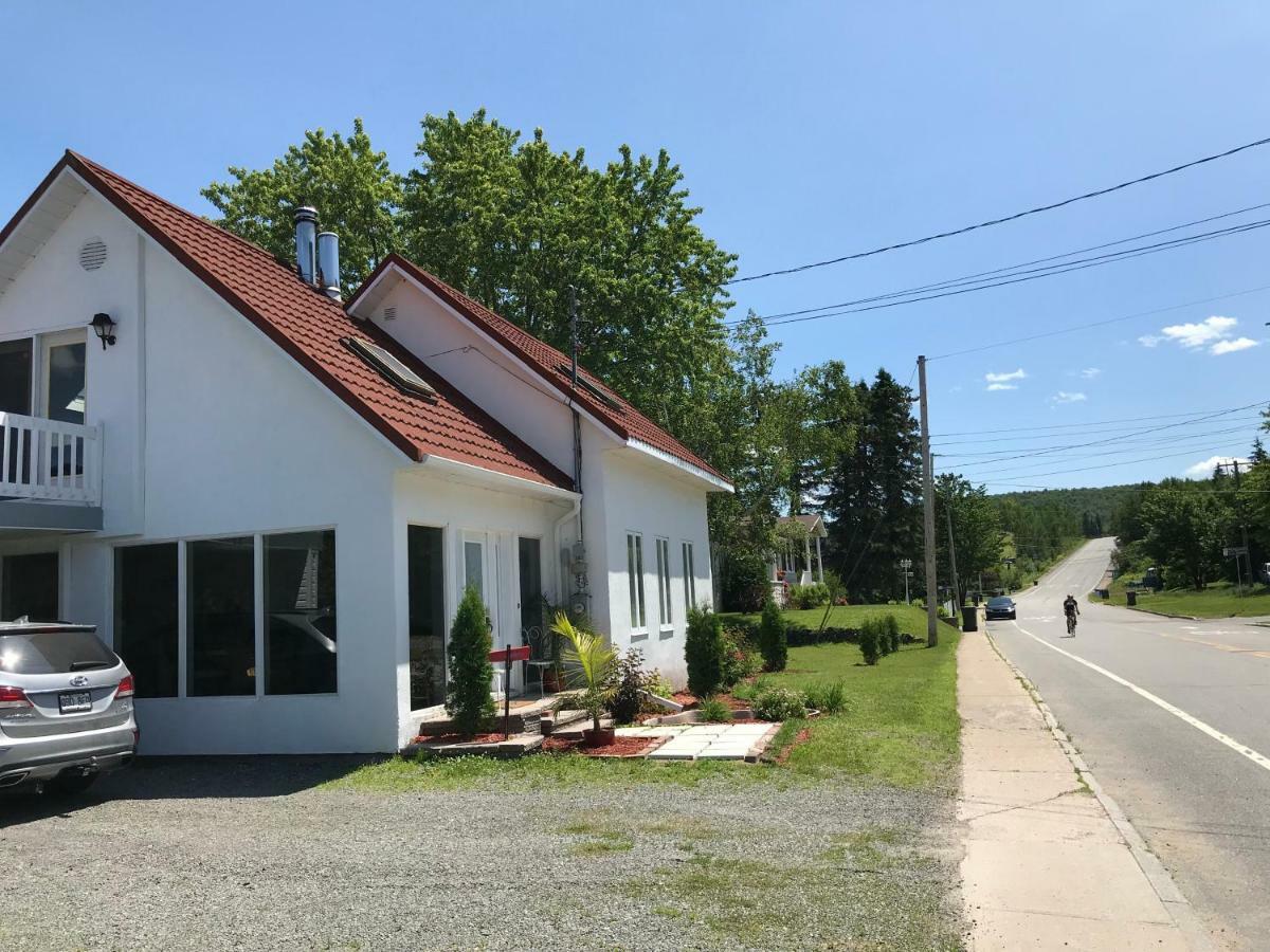 La Maison Du Village, Spa Shawinigan Dış mekan fotoğraf